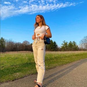 Meet your Posher, Evie